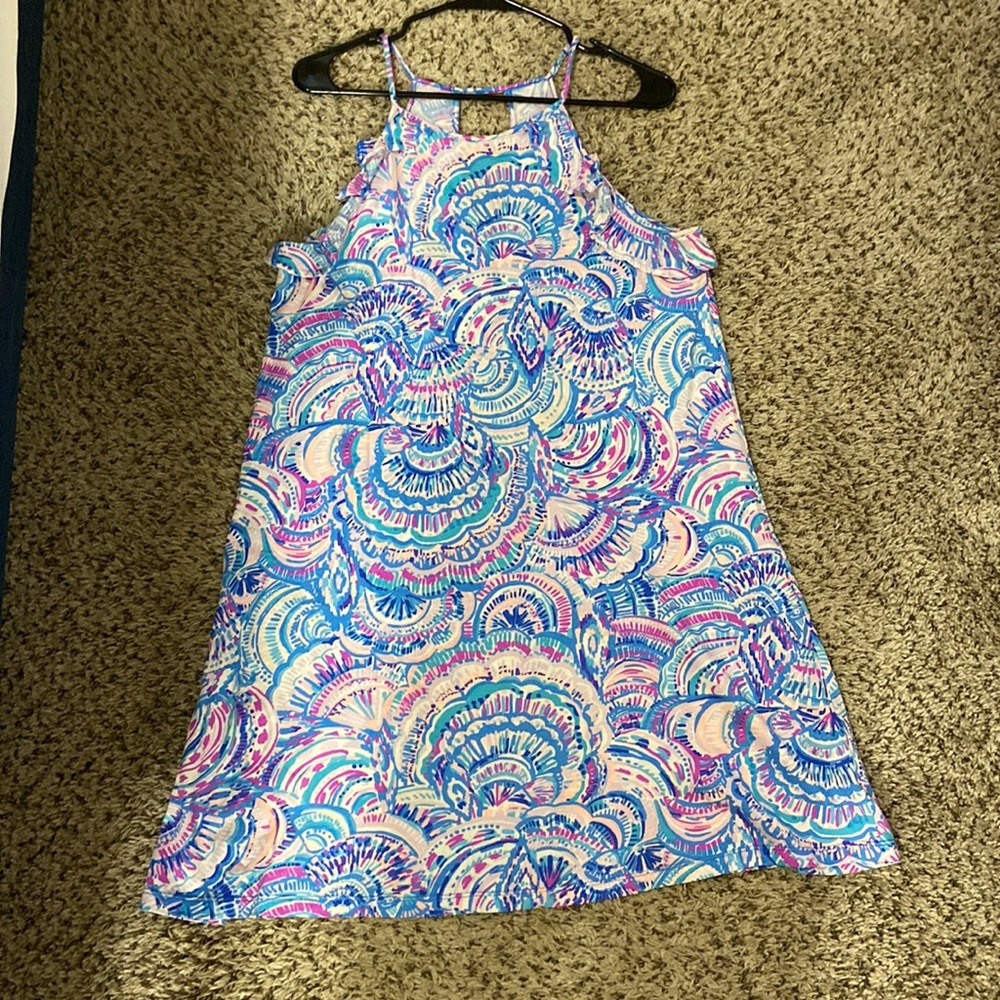 Lilly Pulitzer dress SIZE M. Gorgeous colors. Worn 3 times.